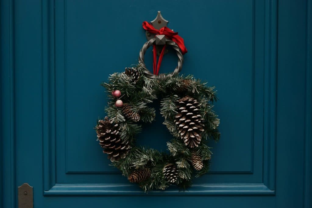 Cover Image for Christmas Carols at The Barley Mow with James Deane